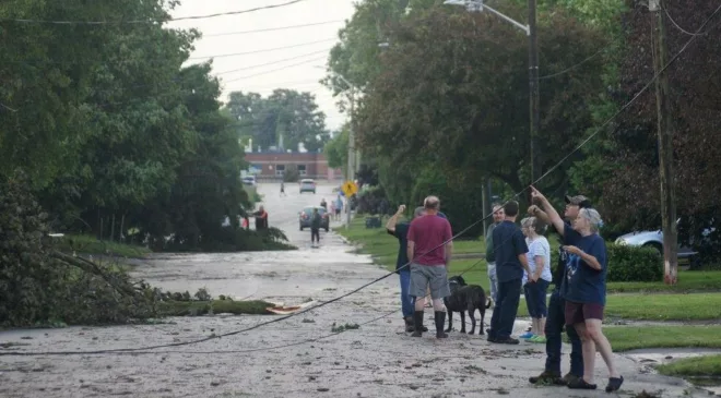 Storm hits Owen Sound, downing trees, power lines