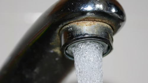City hall officials explain odour, taste change to tap water in part of London