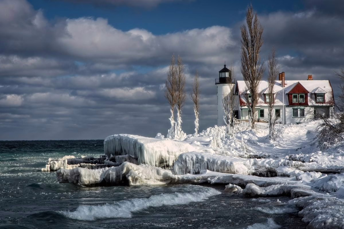 Do Great Lakes shipwrecks resurface in winter? How cold snaps reveal them