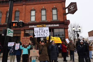 Report: Data centers poised to push up energy costs, challenge MI’s climate goals