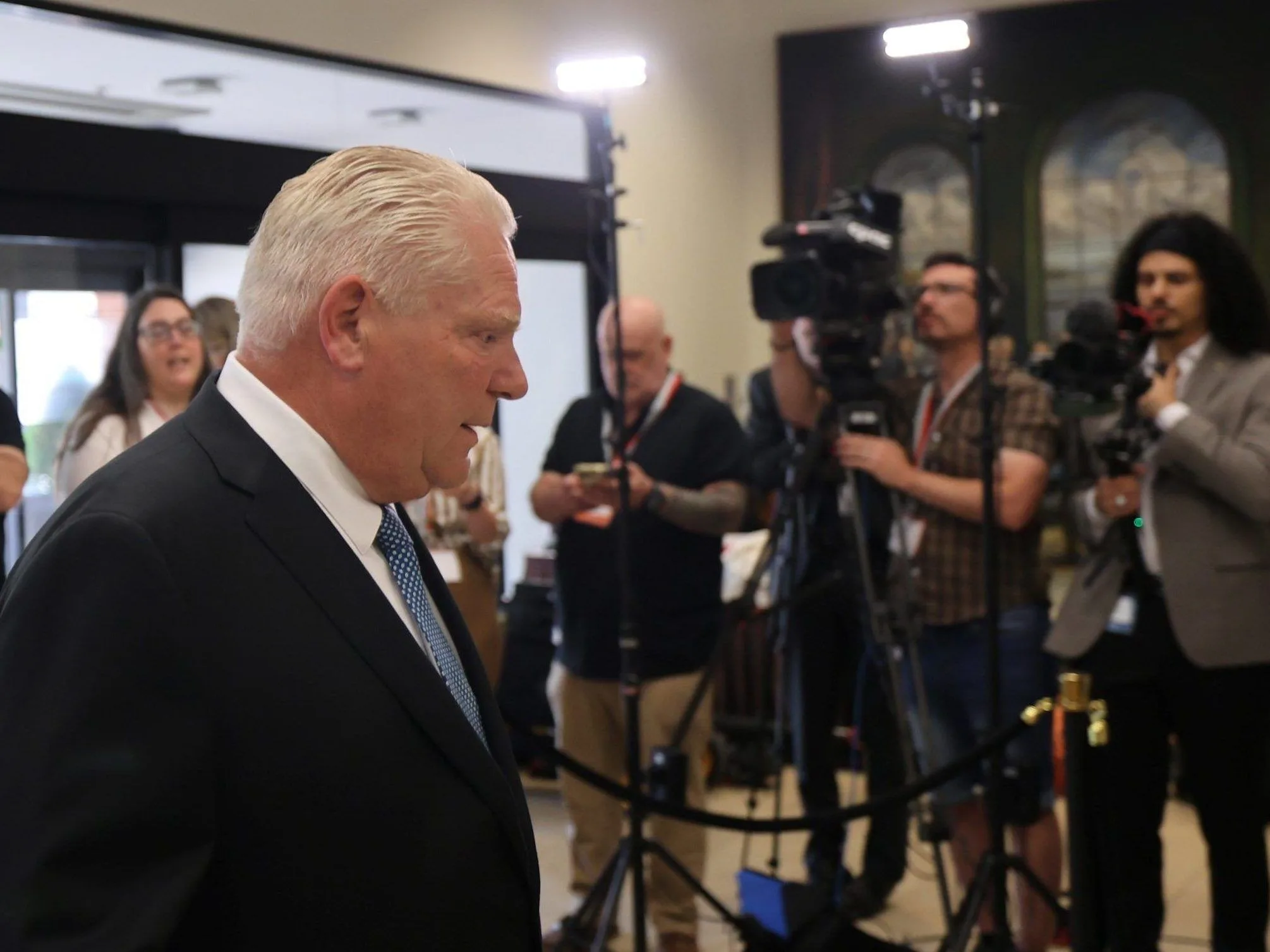 Doug Ford seeks aggressive tariff response, wildfire talks with premiers